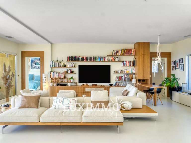 Villa avec Vue sur mer Vallauris - 5 chambres - 235m²