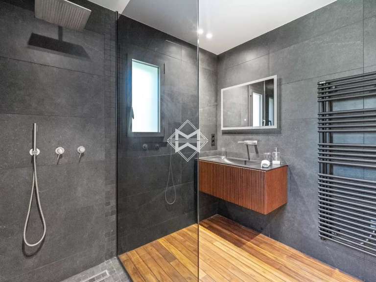 Villa avec Vue sur mer Vallauris - 7 chambres - 3100m²