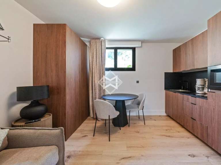 Villa avec Vue sur mer Vallauris - 7 chambres - 3100m²