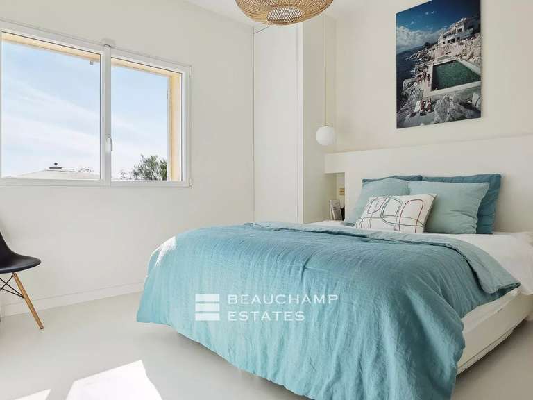 Villa avec Vue sur mer Vallauris - 5 chambres - 235m²