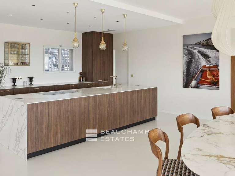 Villa avec Vue sur mer Vallauris - 5 chambres - 235m²