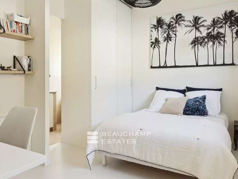 Villa avec Vue sur mer Vallauris - 5 chambres - 235m²