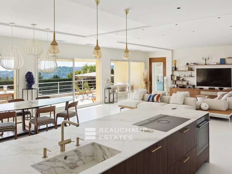 Villa avec Vue sur mer Vallauris - 5 chambres - 235m²