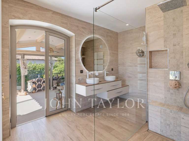 Villa Vallauris - 5 chambres - 250m²