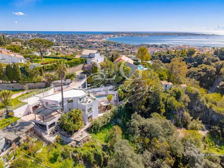 Villa Vallauris - 5 bedrooms - 160m²