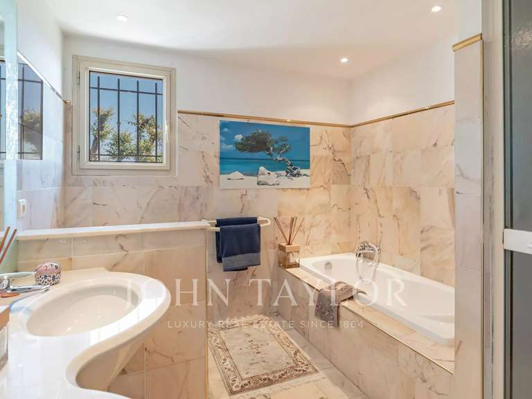 Villa avec Vue sur mer Vallauris - 6 chambres - 680m²