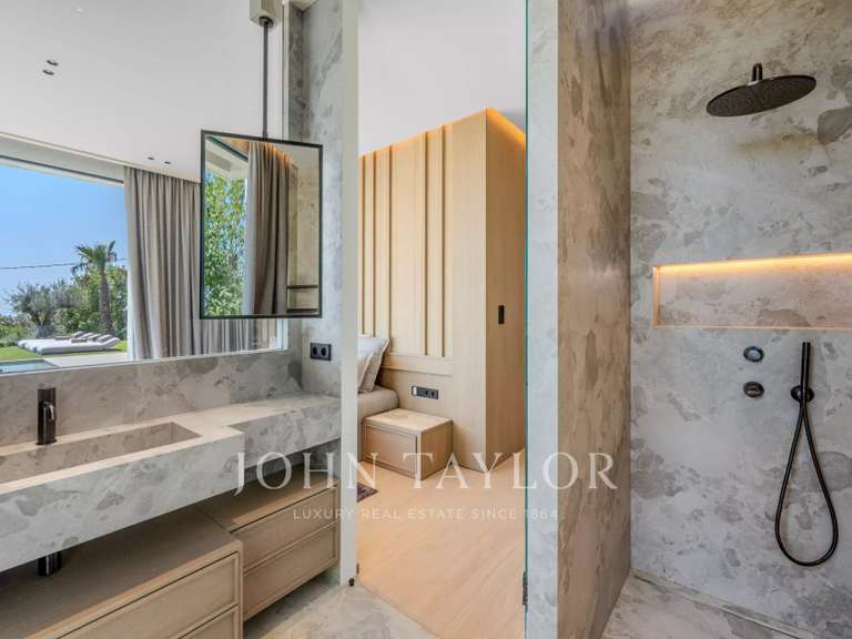 Villa avec Vue sur mer Vallauris - 5 chambres - 495m²