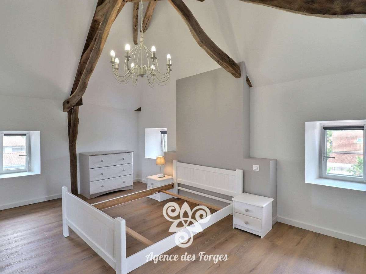 House Vallet