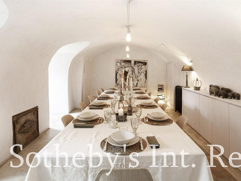 Château Vallon-Pont-d'Arc - 12 chambres - 650m²