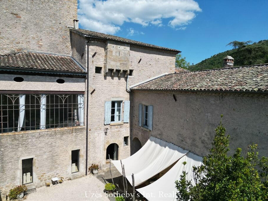 Castle Vallon-Pont-d'Arc