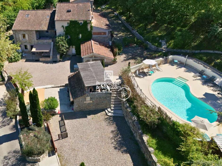 Propriété Vallon-Pont-d'Arc - 9 chambres