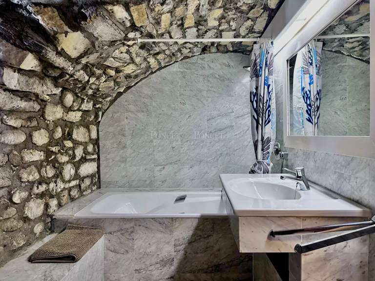 Propriété Vallon-Pont-d'Arc - 5 chambres - 450m²