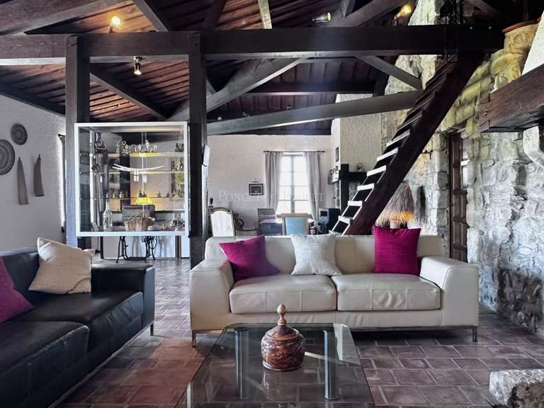 Propriété Vallon-Pont-d'Arc - 5 chambres - 450m²
