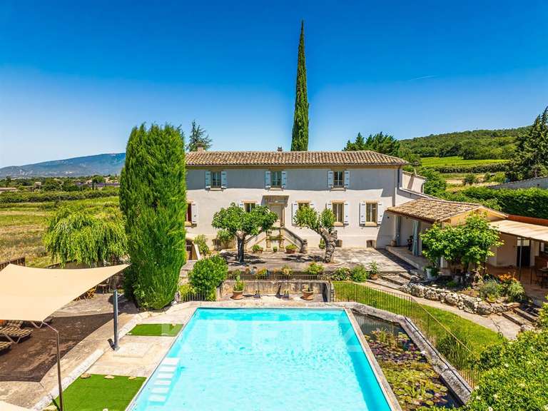 Maison Valréas - 13 chambres - 500m²