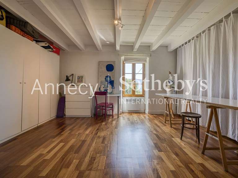 Maison Valromey-sur-Séran - 4 chambres - 175m²