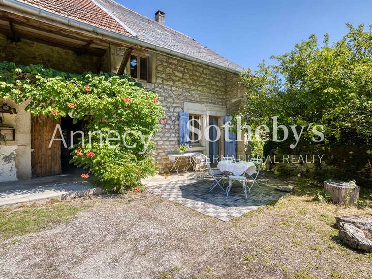 House Valromey-sur-Séran - 4 bedrooms - 175m²