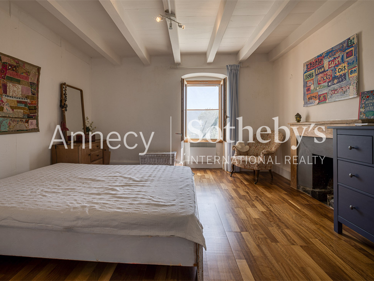 Maison Valromey-sur-Séran - 4 chambres - 175m²