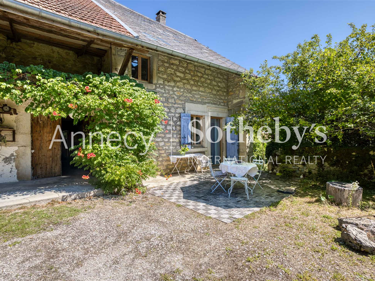 Maison Valromey-sur-Séran - 4 chambres - 175m²
