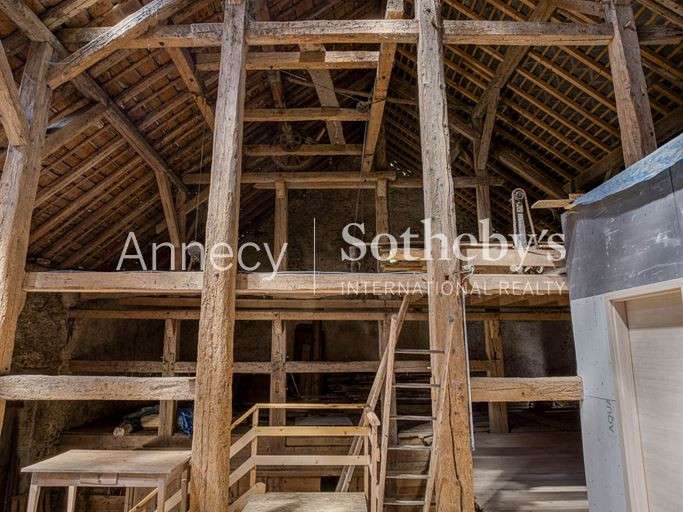 Maison Valromey-sur-Séran - 4 chambres - 175m²