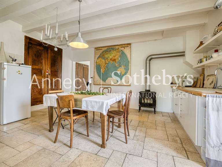 Maison Valromey-sur-Séran - 4 chambres - 175m²