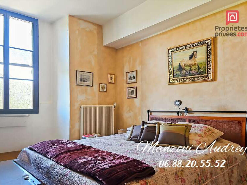 Property Vanlay