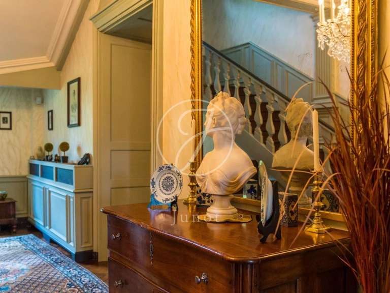 Château Vannes - 12 chambres - 800m²