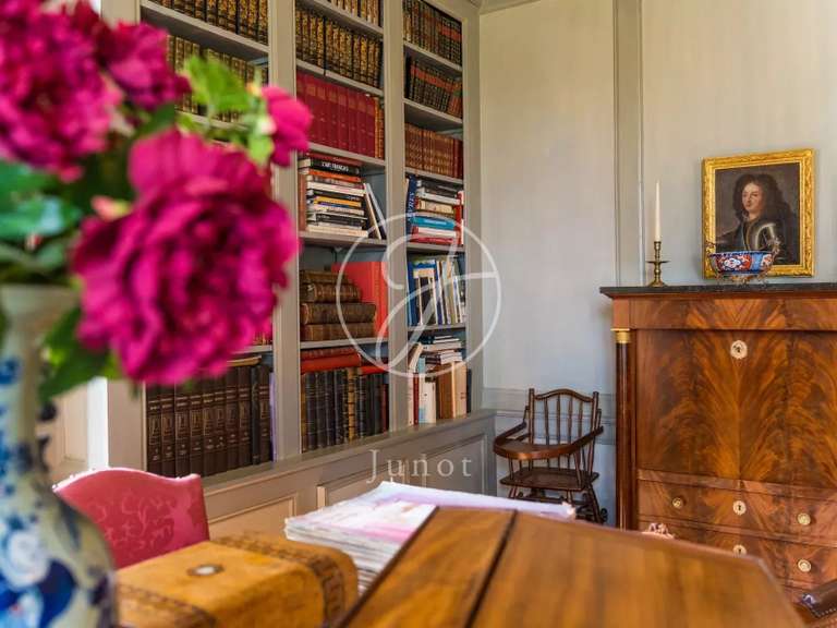 Château Vannes - 12 chambres - 800m²