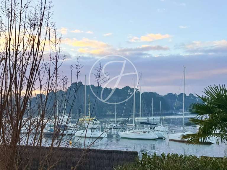 Maison Vannes - 3 chambres - 542m²