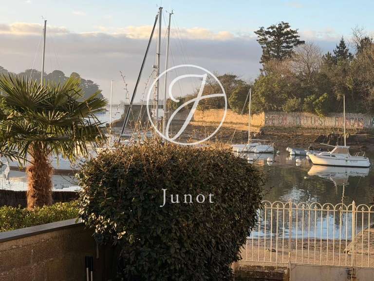 House Vannes - 3 bedrooms - 542m²