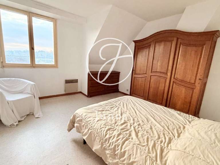 House Vannes - 3 bedrooms - 542m²