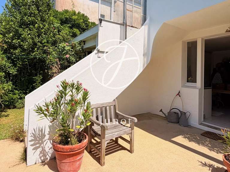 Maison Vannes - 5 chambres - 230m²
