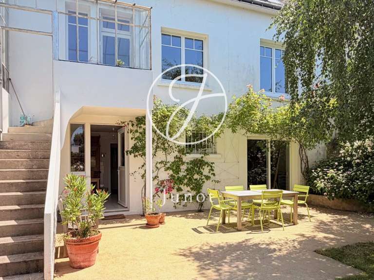 Maison Vannes - 5 chambres - 230m²