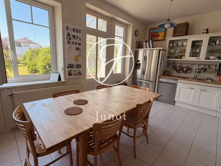 Maison Vannes - 5 chambres - 230m²