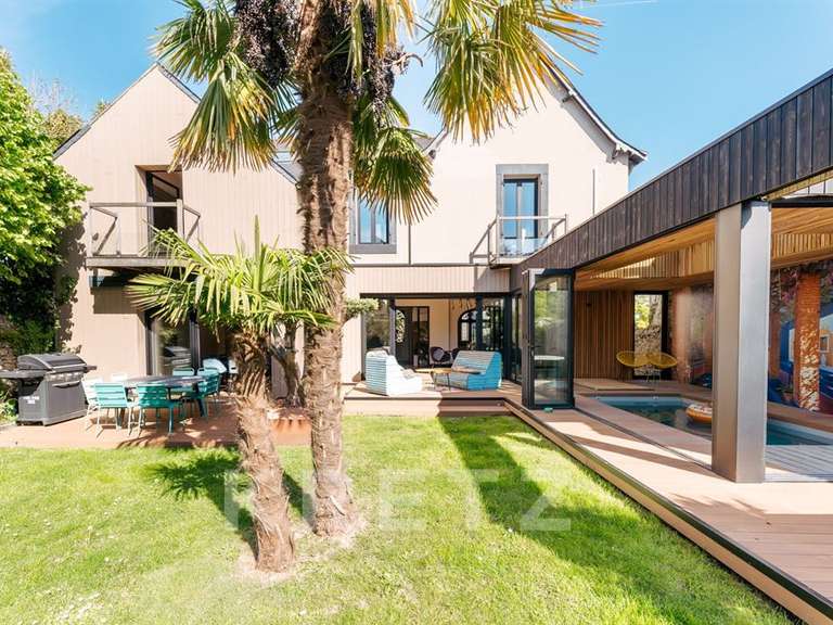 Maison Vannes - 8 chambres - 235m²
