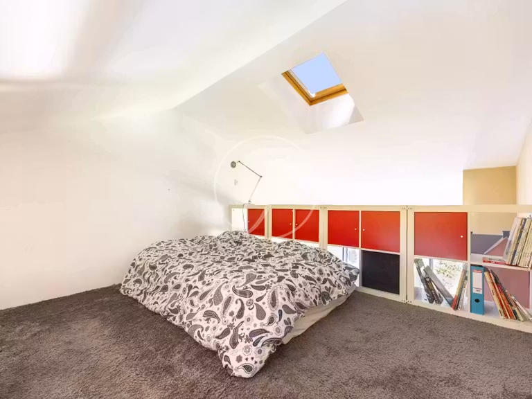 Maison Vanves - 5 chambres - 204m²