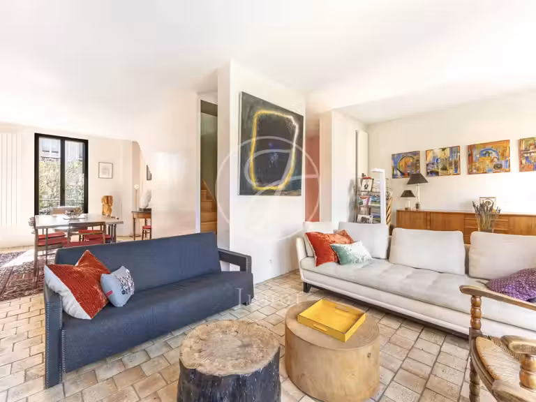 Maison Vanves - 5 chambres - 204m²