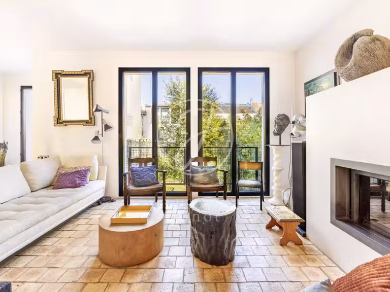 Maison Vanves - 5 chambres - 204m²