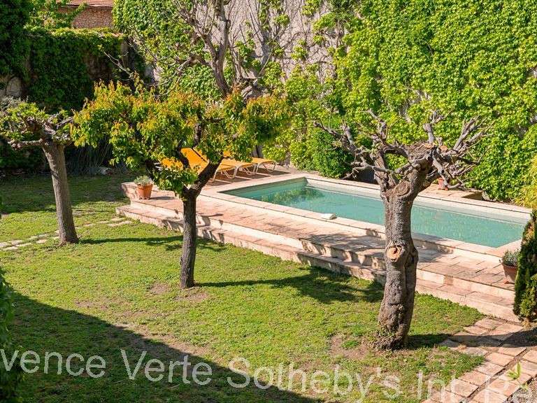 Maison Varages - 6 chambres - 440m²