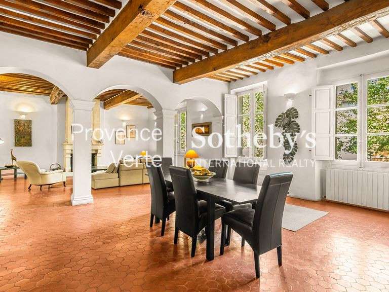 Maison Varages - 6 chambres - 440m²