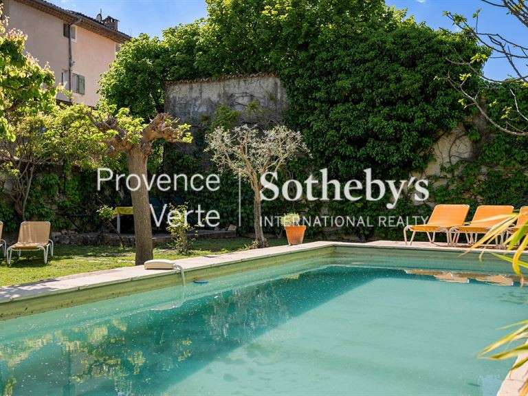 Maison Varages - 6 chambres - 440m²