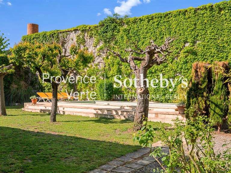 Maison Varages - 6 chambres - 440m²