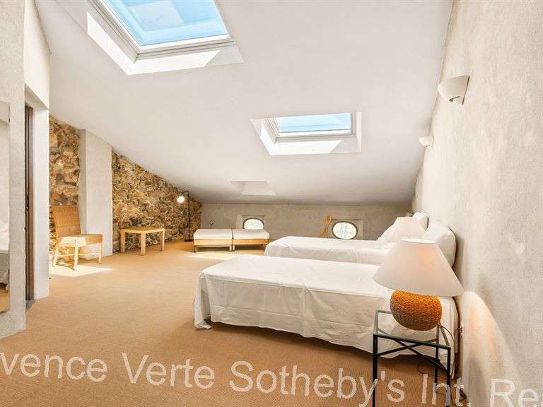 Maison Varages - 6 chambres - 440m²