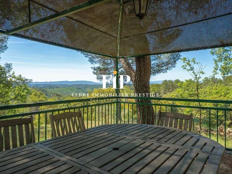 Propriété Varages - 4 chambres - 210m²