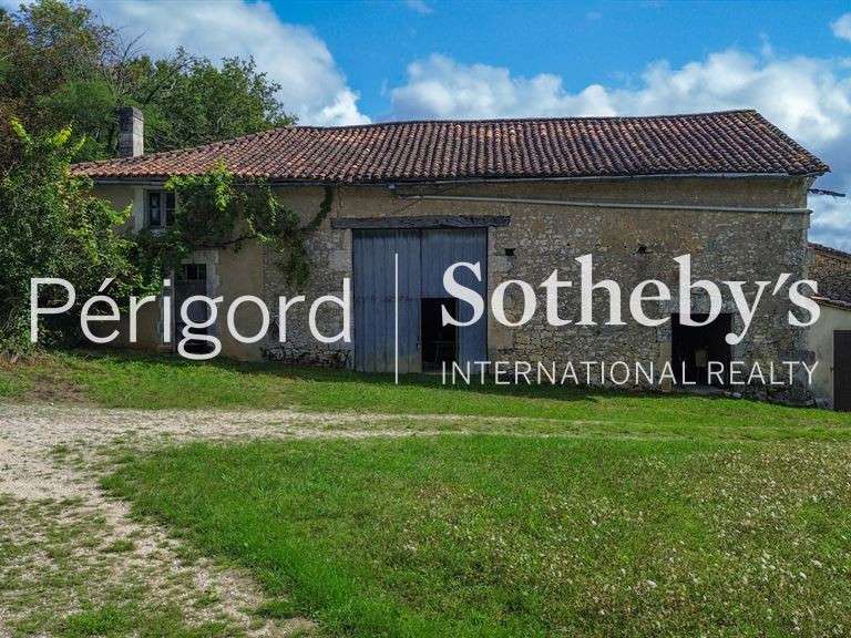 House Varaignes - 587m²