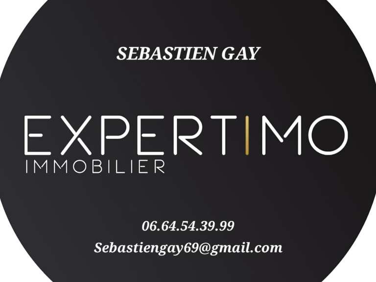 Maison Varennes-lès-Mâcon - 3918m²