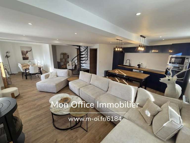 Appartement Vars - 4 chambres - 151m²