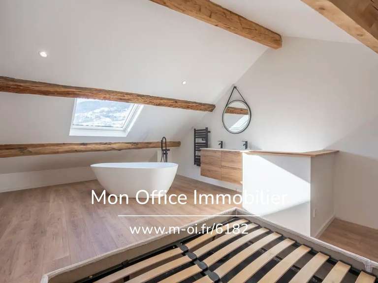 Appartement Vars - 4 chambres - 151m²