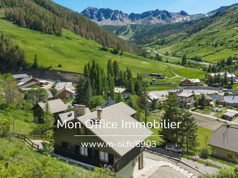 Maison Vars - 6 chambres - 195m²