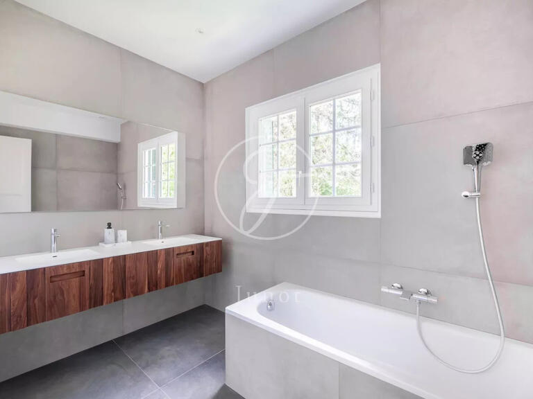 House Vaucresson - 4 bedrooms - 169m²