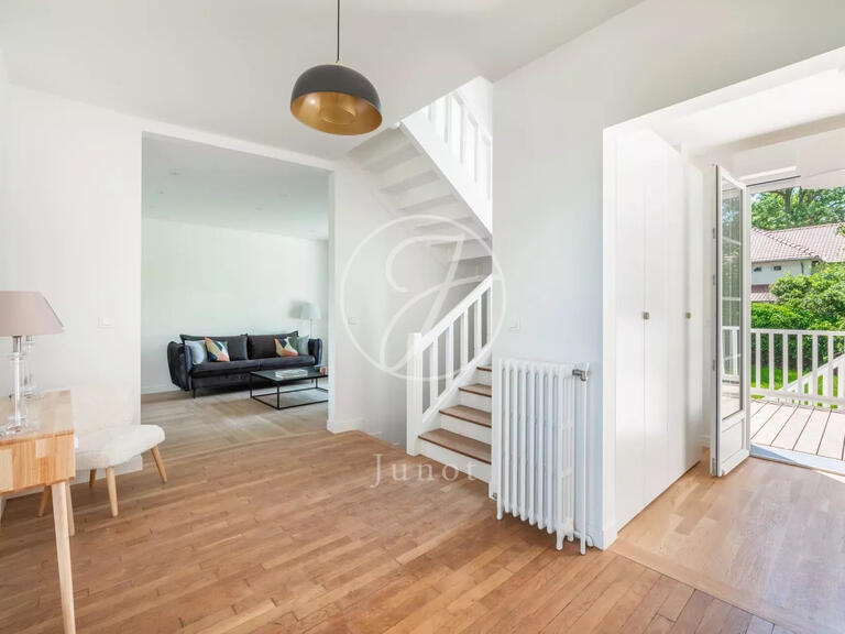 House Vaucresson - 4 bedrooms - 169m²